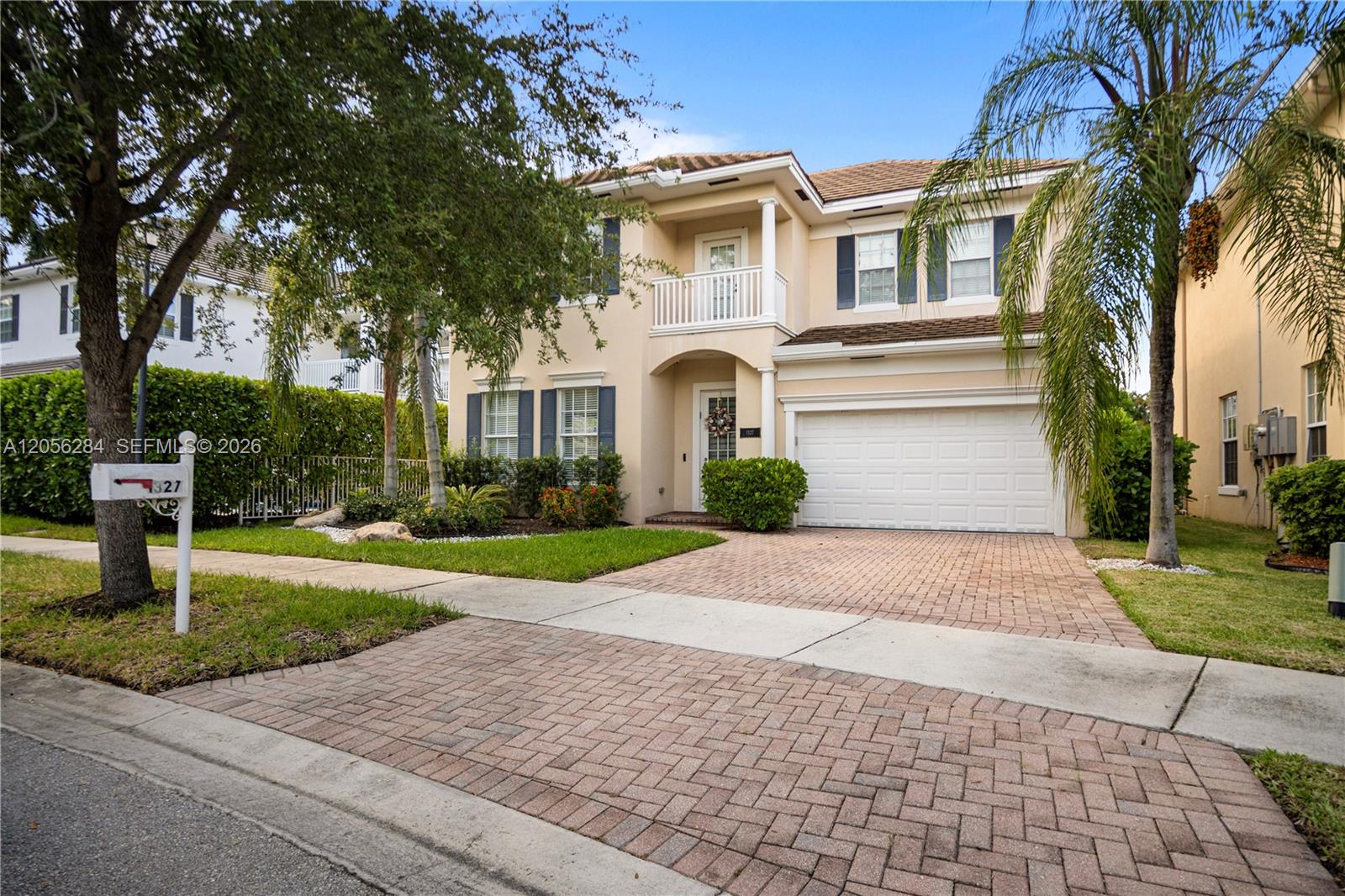1327 SW 21st Ct — Photo 5