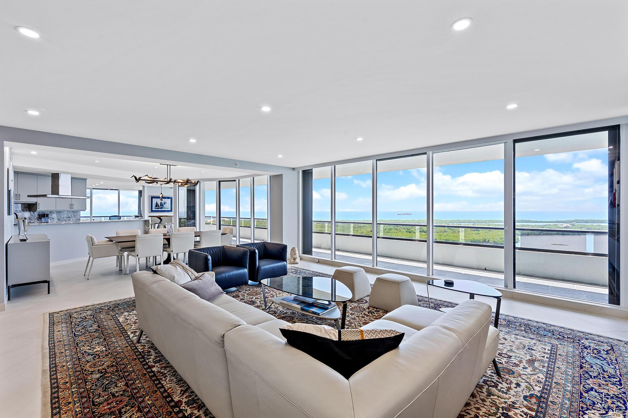 100 LAKESHORE Drive # 2151 — Photo 2
