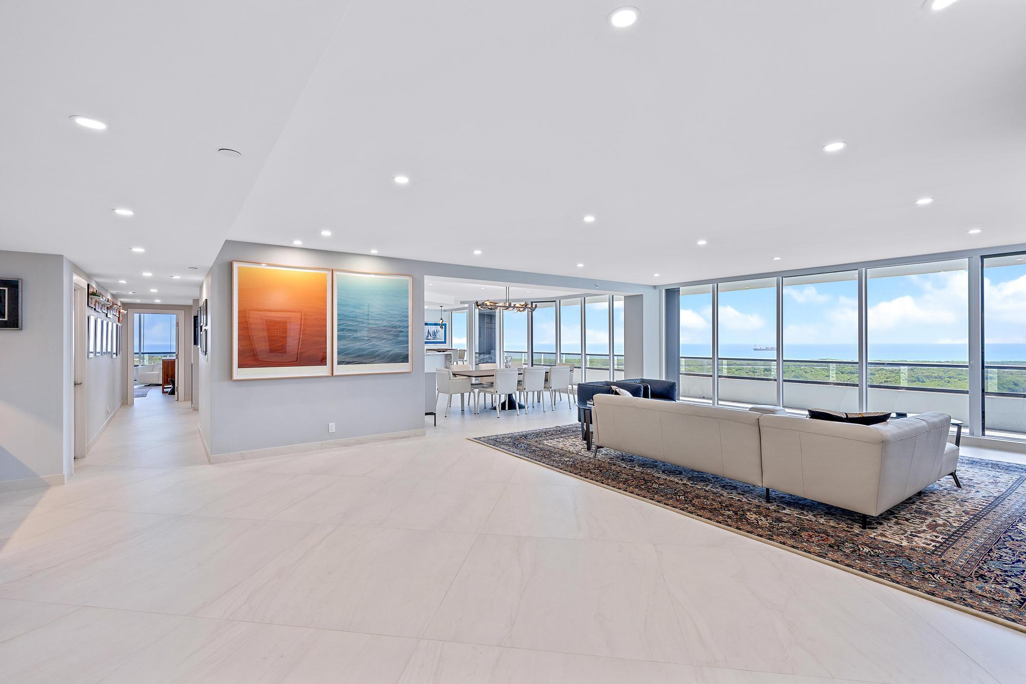100 LAKESHORE Drive # 2151, North Palm Beach FL 33408