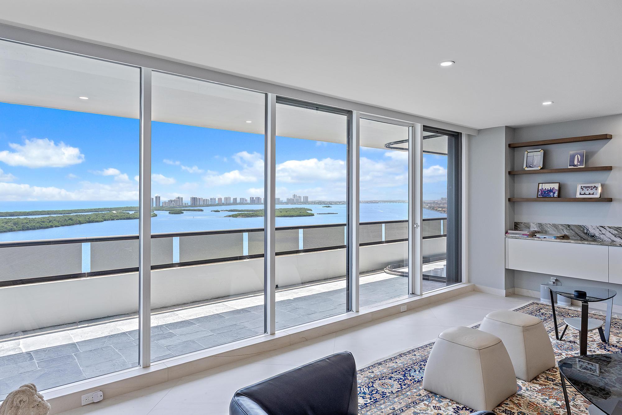 100 LAKESHORE Drive # 2151 — Photo 4