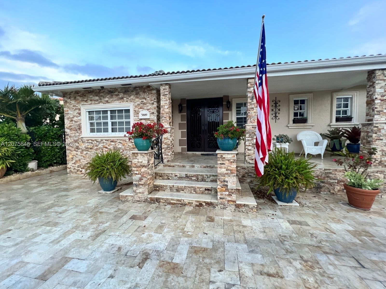 3889 NW 5th St, Miami FL 33126