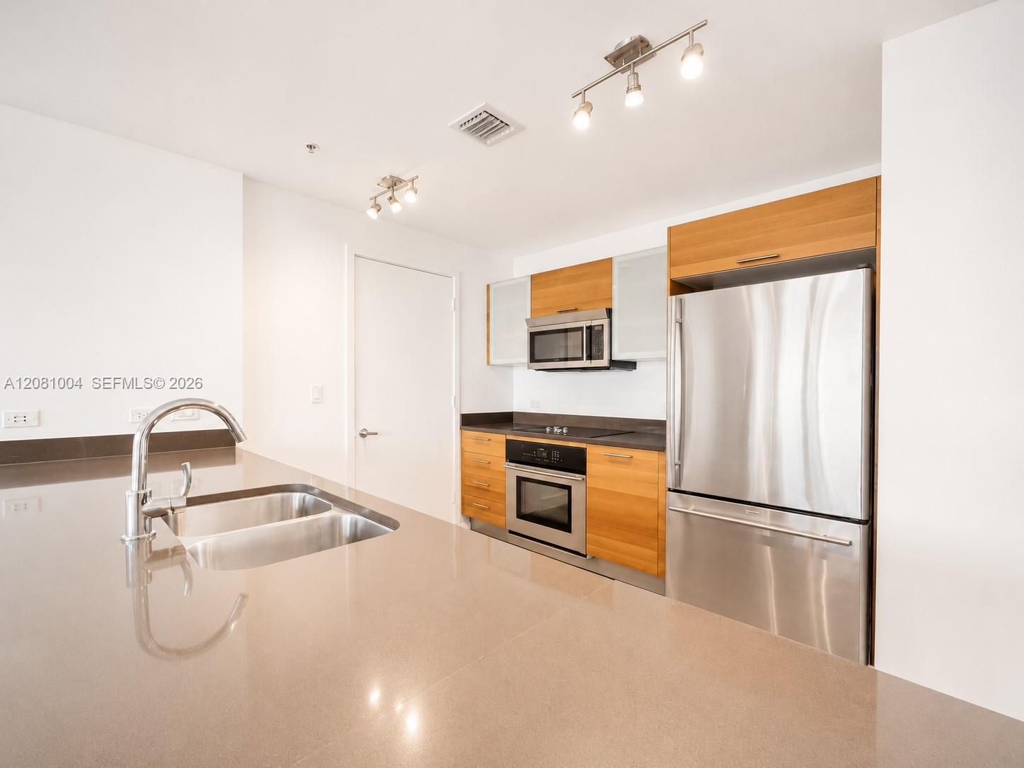 3301 NE 1st Ave # H1604 — Photo 4