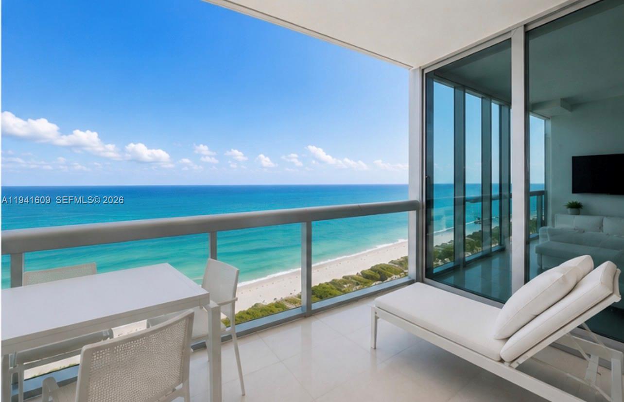 6899 Collins Ave # 1205, Miami Beach FL 33141