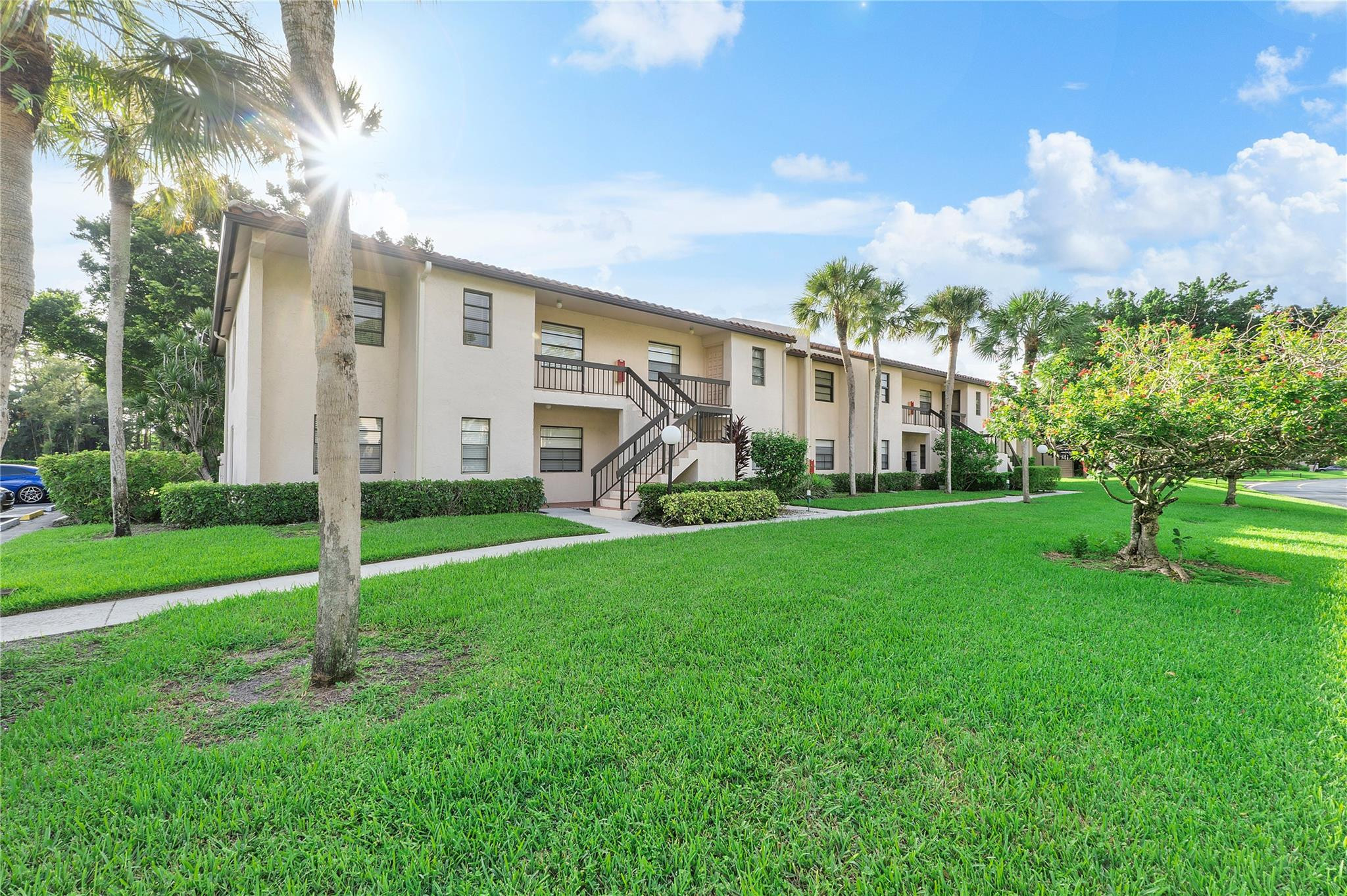 21542 Juego Circle # 27h, Boca Raton FL 33433