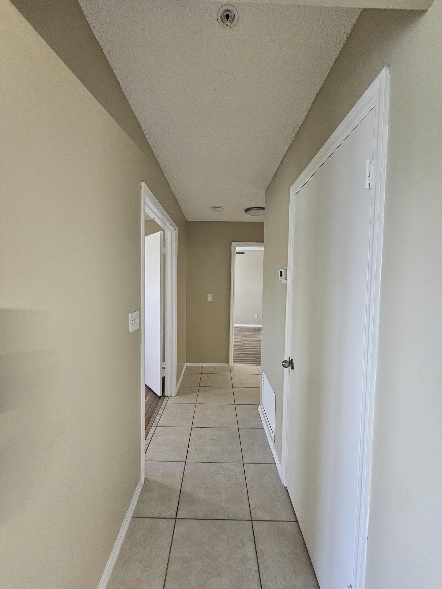 2307 N CONGRESS Avenue # 34 — Photo 3