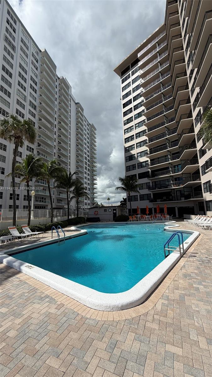 3800 Galt Ocean Dr # 1414, Fort Lauderdale FL 33308