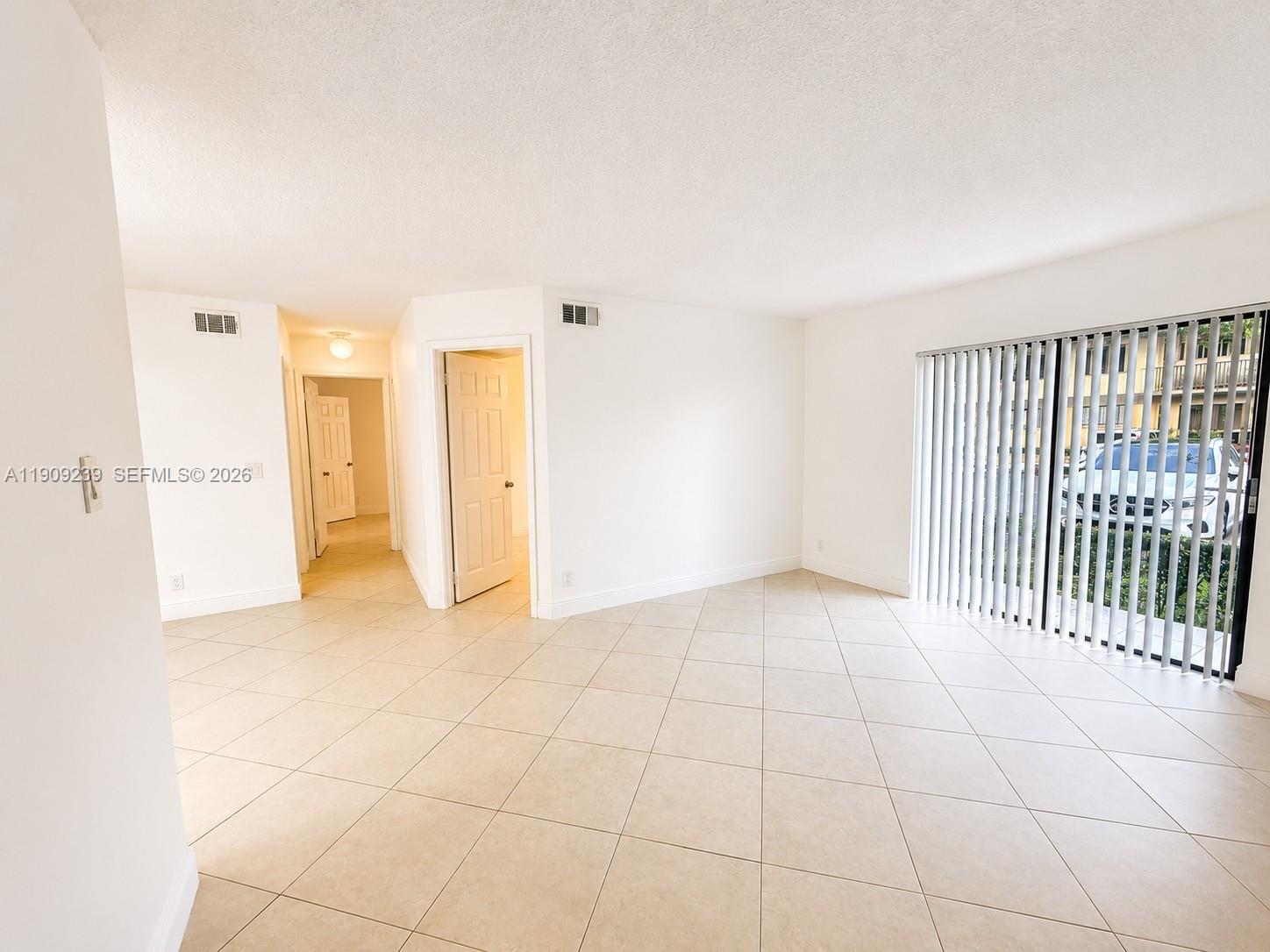 523 Trace Cir # 105, Deerfield Beach FL 33441