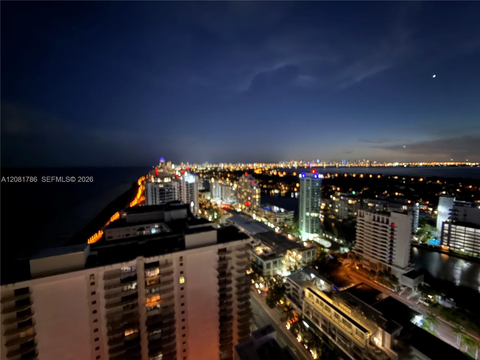 6301 Collins Ave # LPH4 — Photo 4