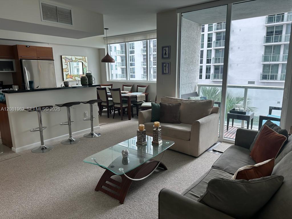 Open Layout