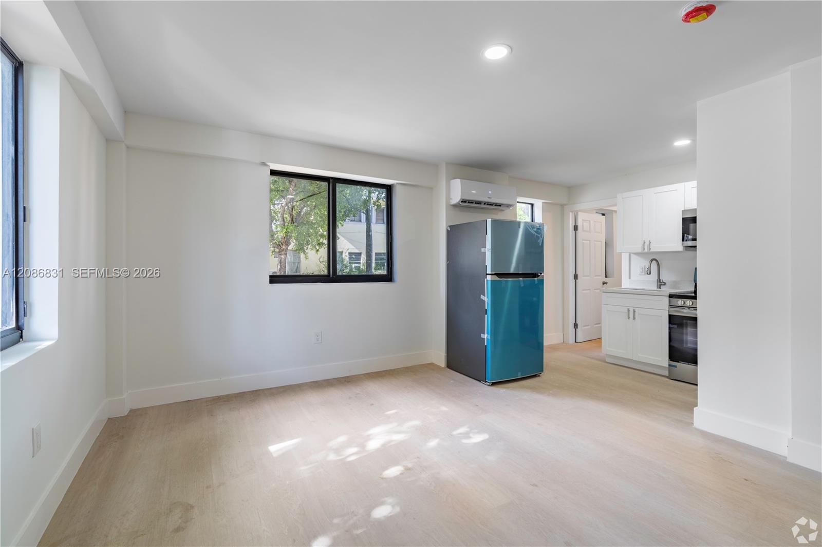 340 SW 5th Ave # 9, Miami FL 33130