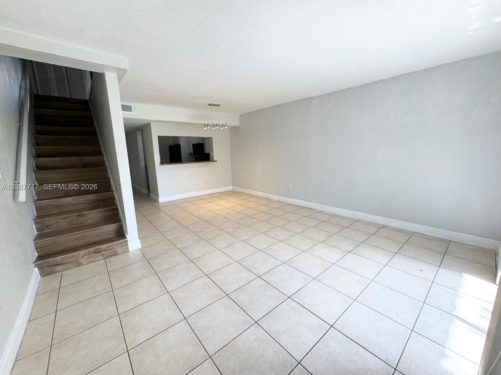 8600 SW 109th Ave # 202 — Photo 3