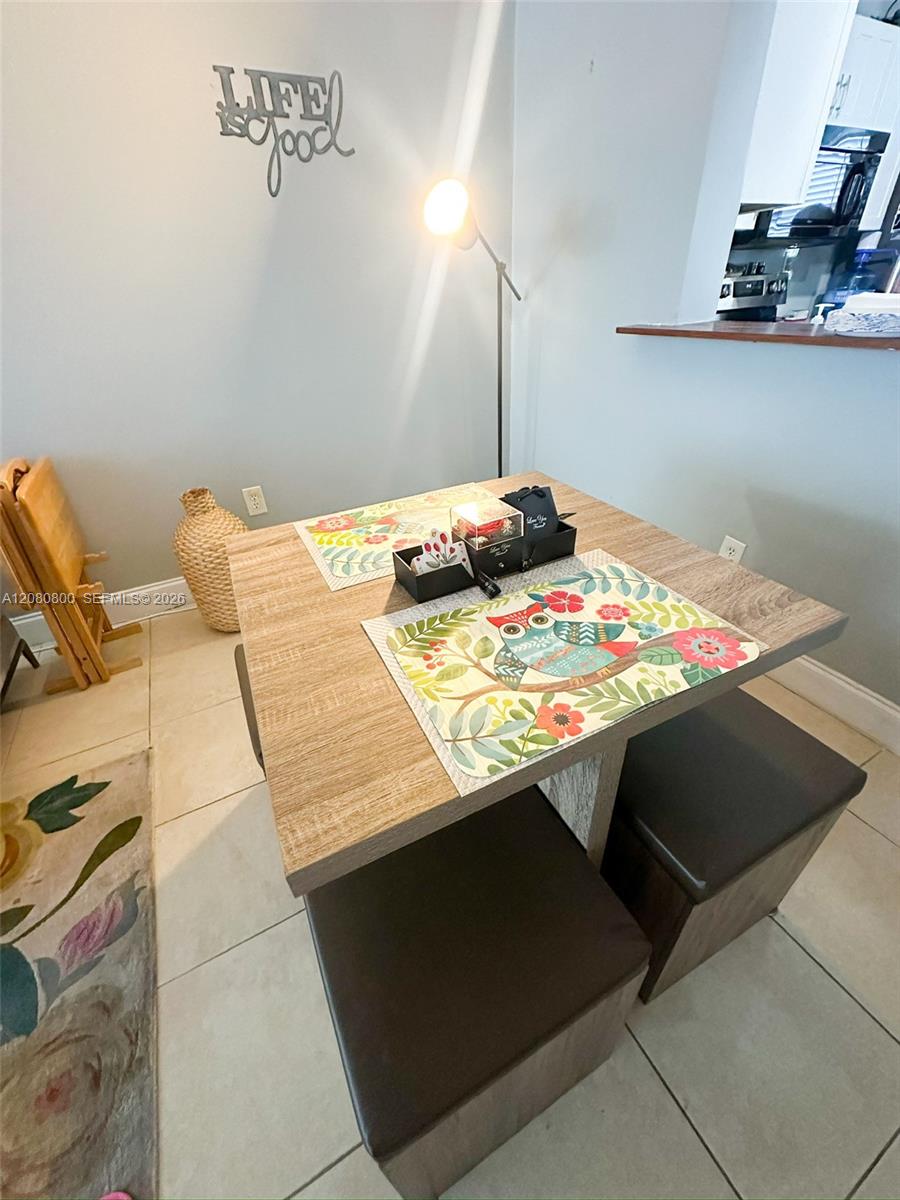 2860 Somerset Dr # 400K — Photo 5