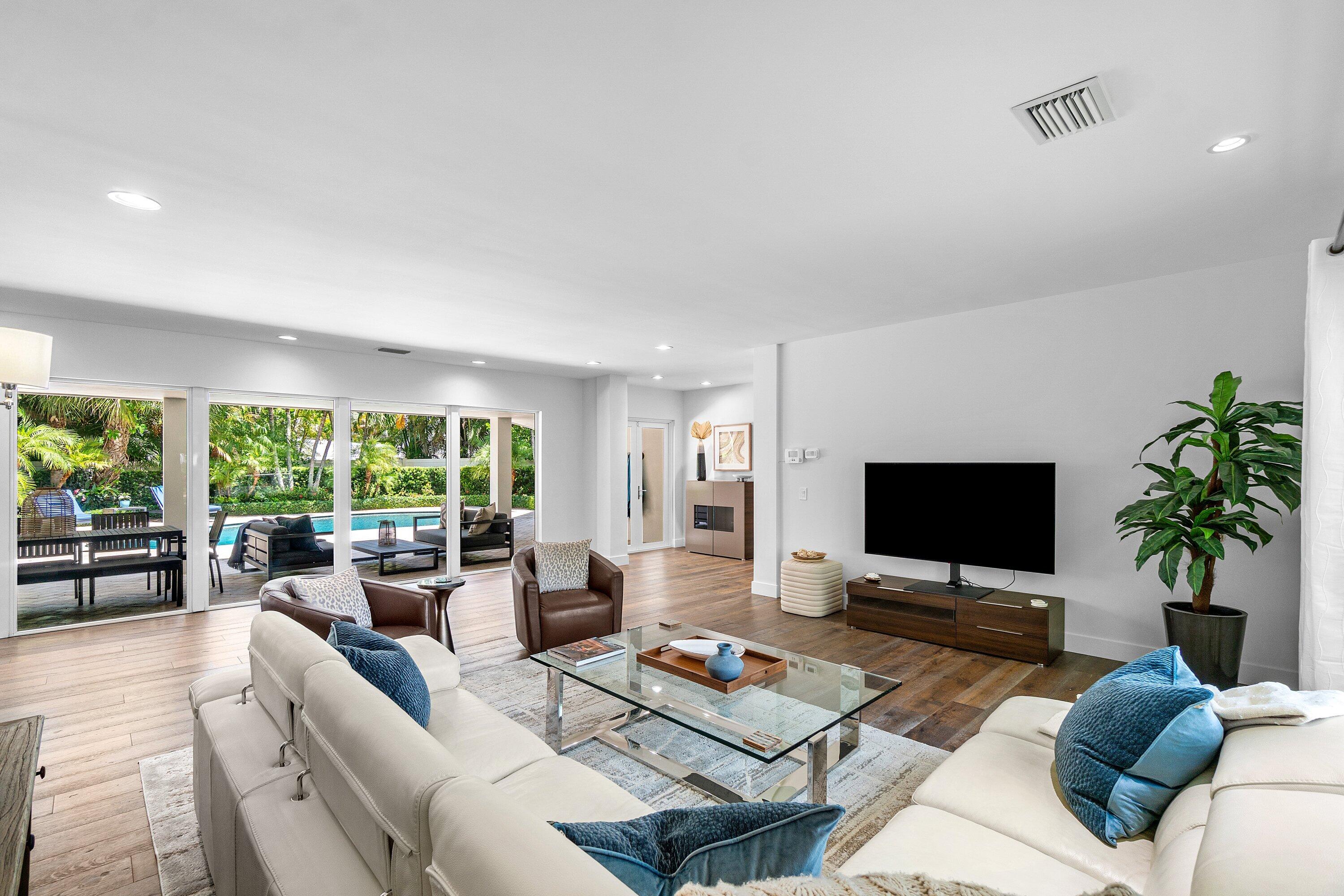 225 NW 11TH Street — Photo 4
