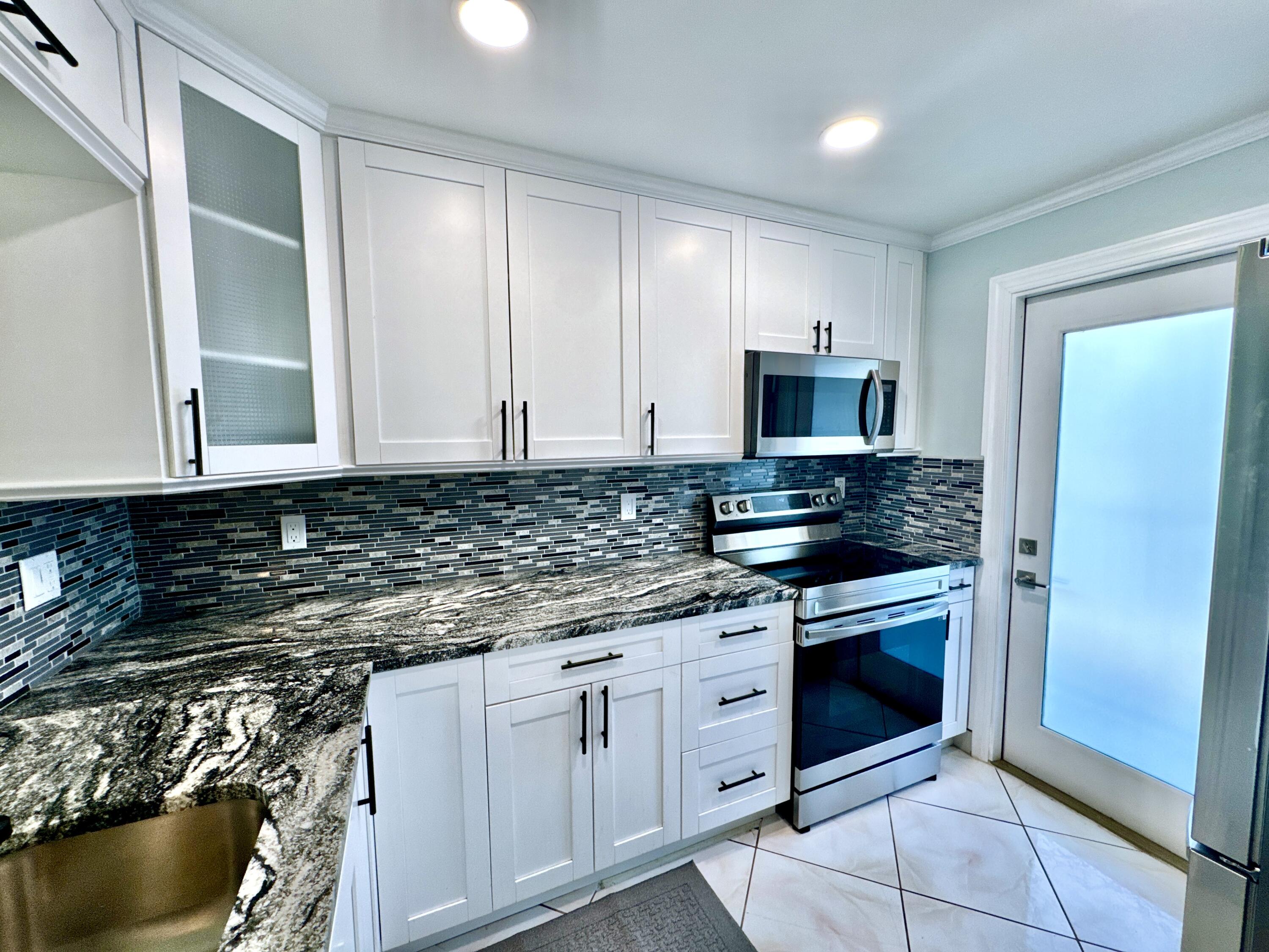 801 N OCEAN Boulevard # 202, Pompano Beach FL 33062
