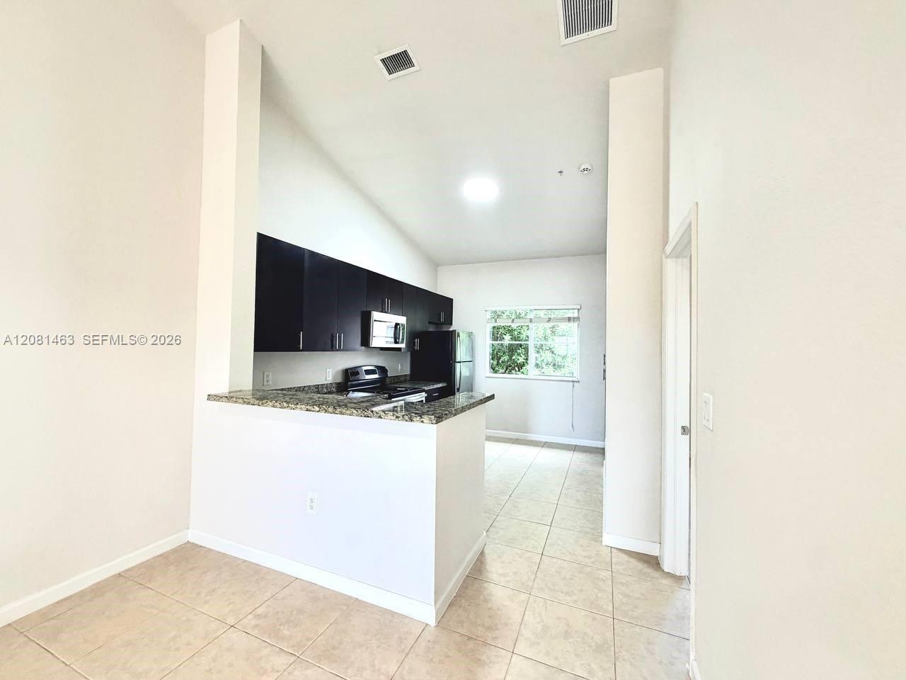 3431 W 80th St # 207 — Photo 4