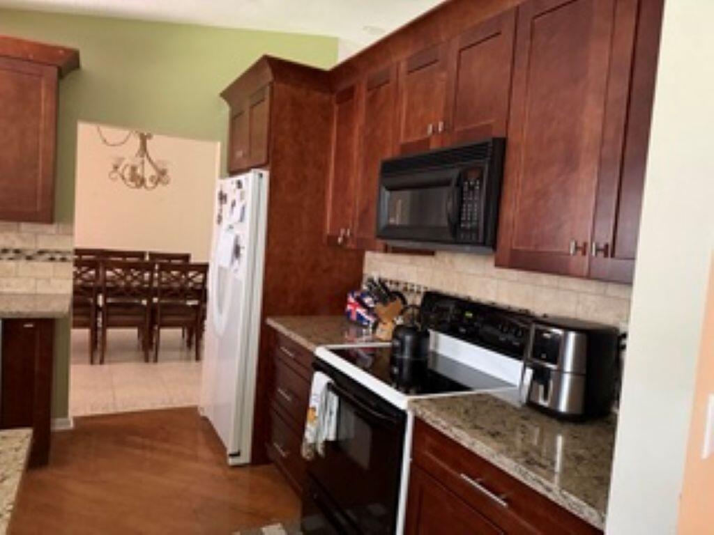 102 SAND PINE Way — Photo 5