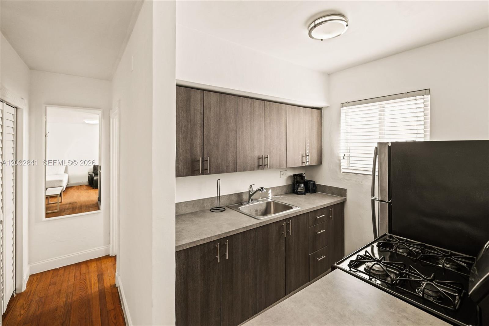 7340 Harding Ave # 15 — Photo 4