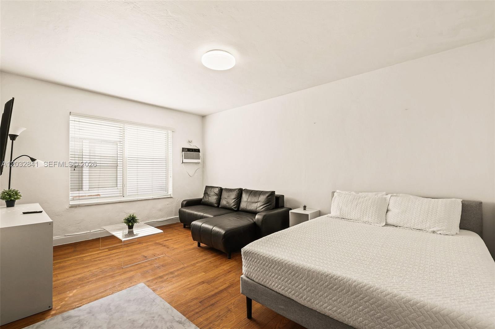 7340 Harding Ave # 15 — Photo 5