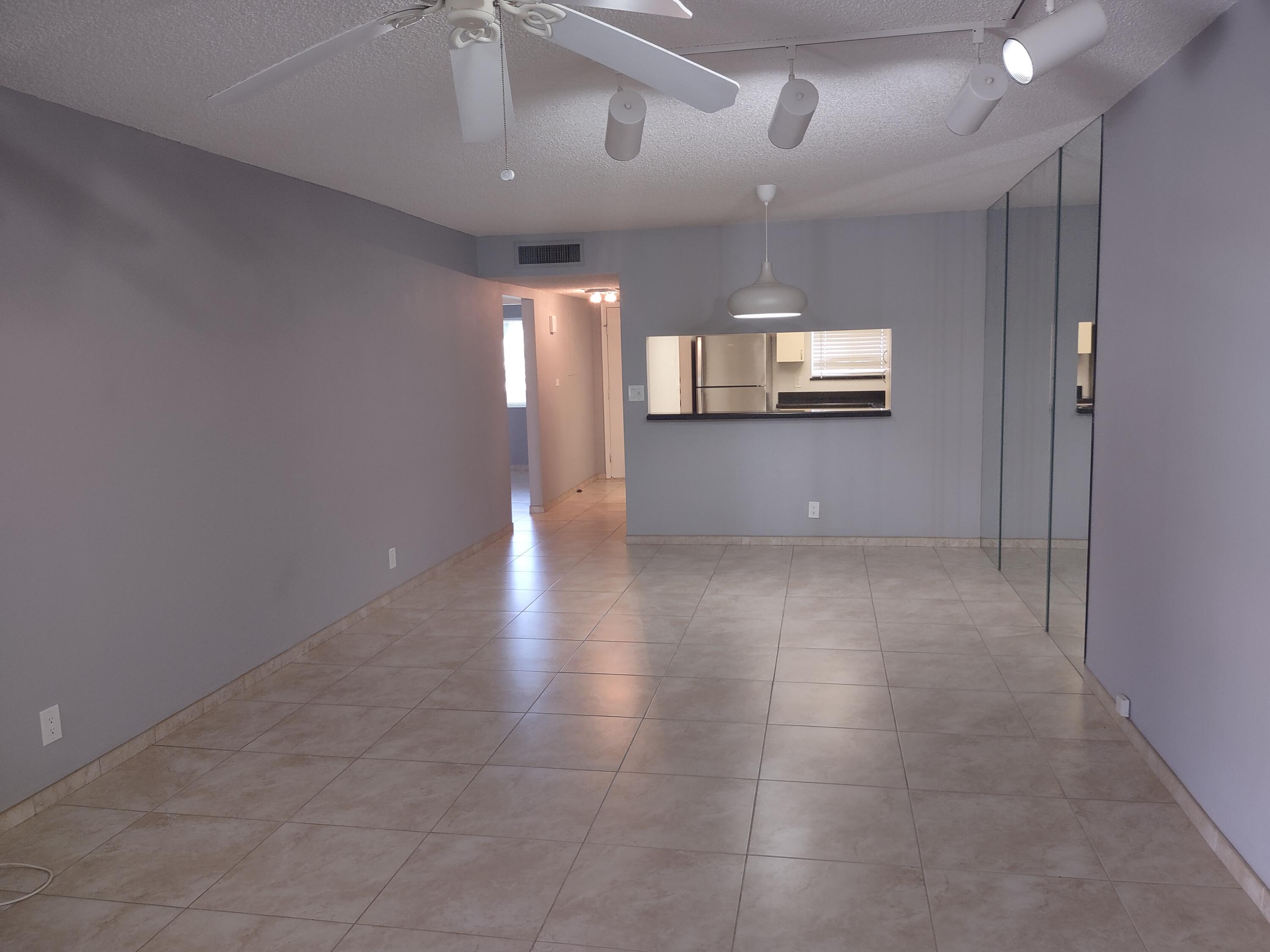 3212 STRAWFLOWER Way # 207 — Photo 4
