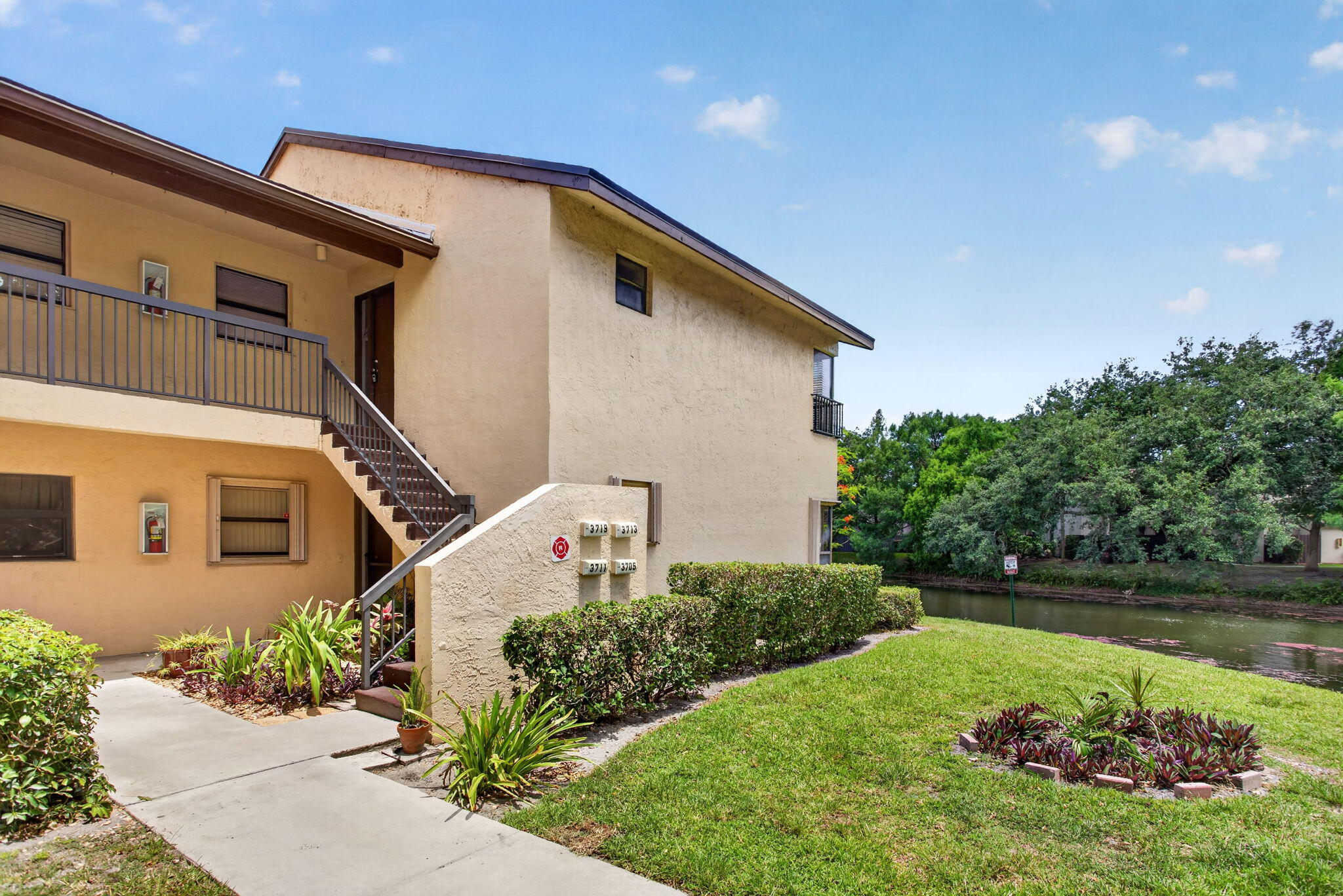 3713 Cocoplum Circle # 3545, Coconut Creek FL 33063