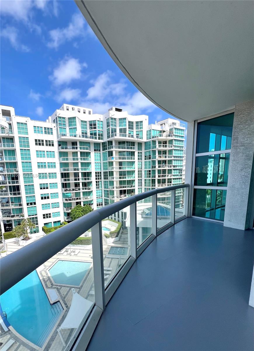 3131 NE 188th St  #1-801 View 5