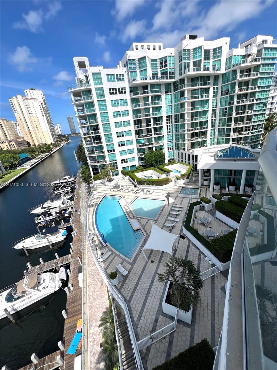 3131 NE 188th St  #1-801 View 6