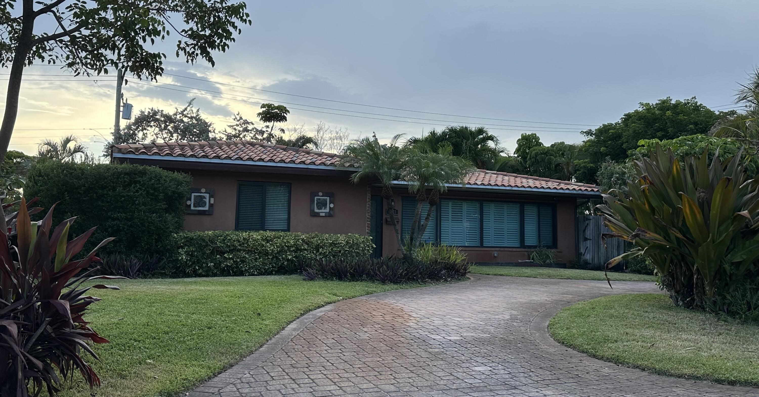 4621 NE 18TH Terrace, Fort Lauderdale FL 33308