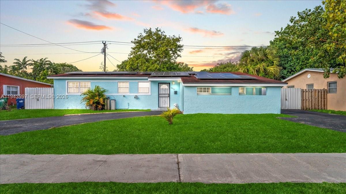 18502 NW 23rd Ct, Miami Gardens FL 33056