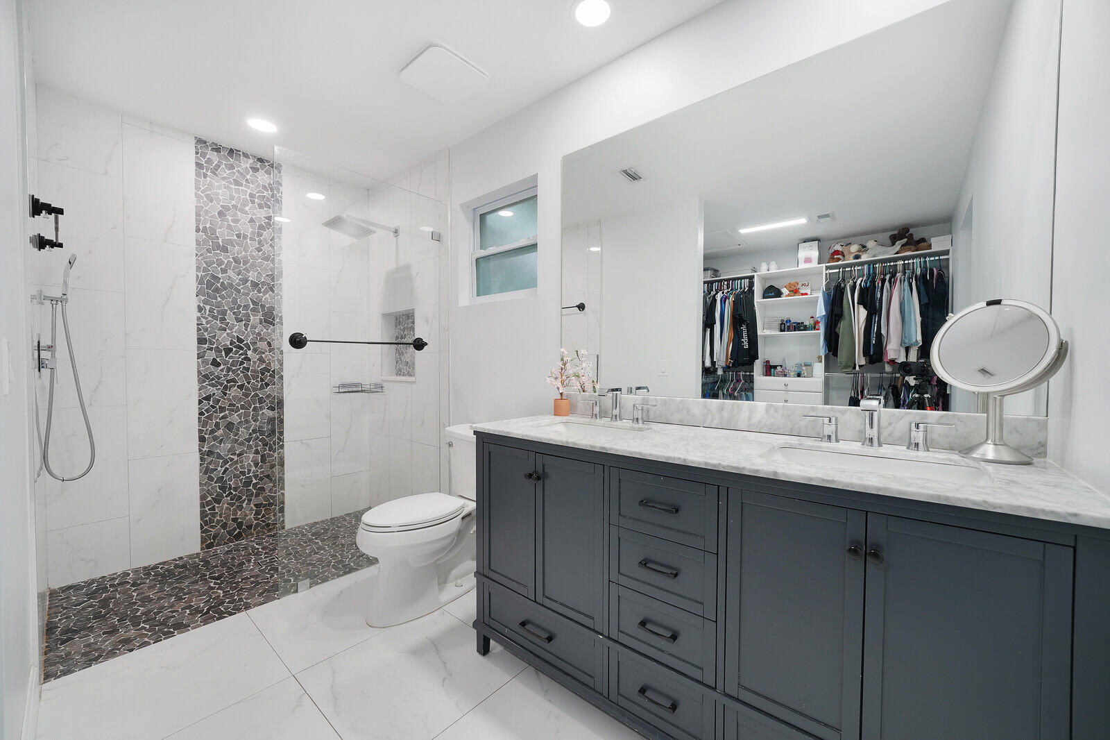 230 Ponce De Leon Street — Photo 4