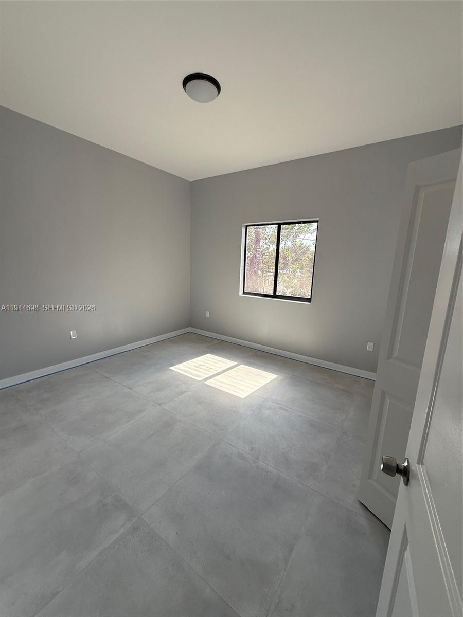 2042 NW 55 TERRACE — Photo 3