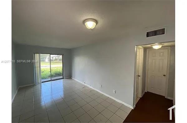 3380 NW 30th St # 24 — Photo 2