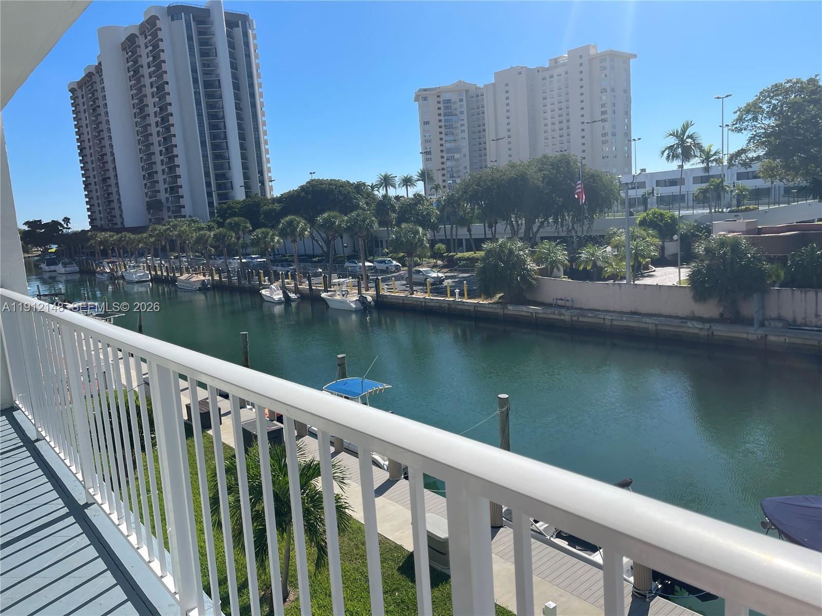 1650 NE 115th St # 311, Miami FL 33181