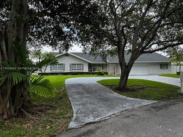14763 SW 152nd Pl, Miami FL 33196