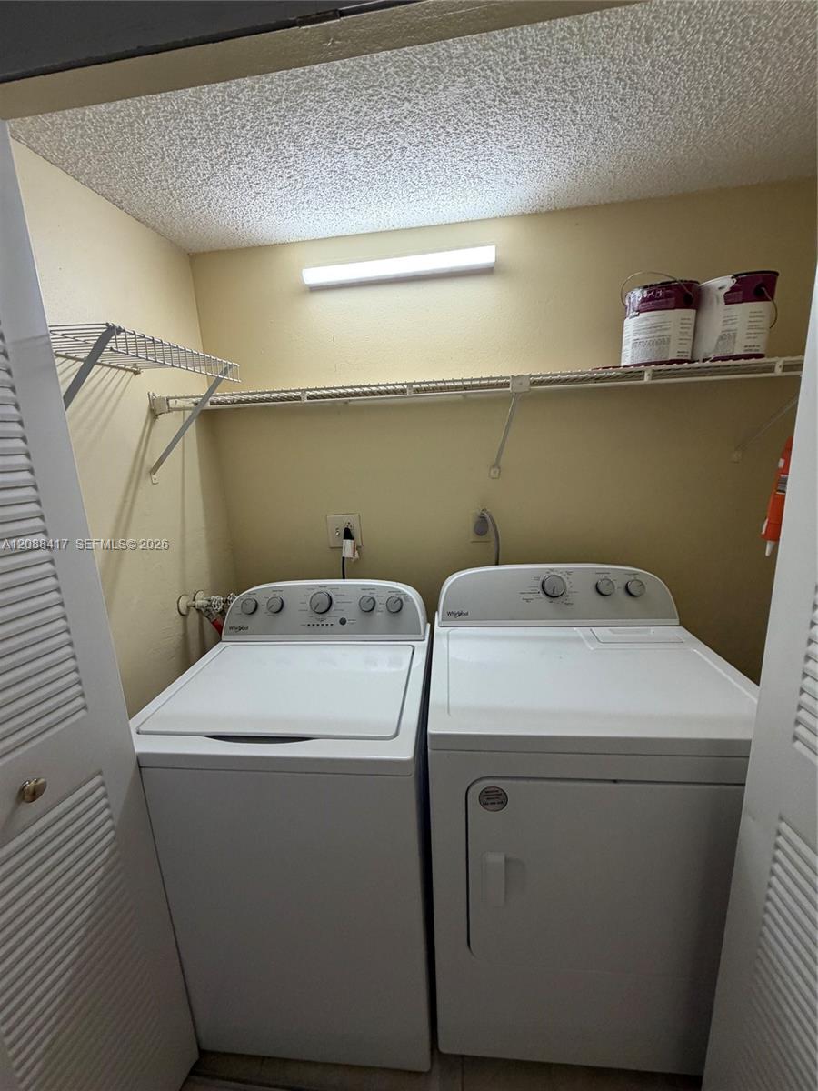 8290 Lake Dr # 540 — Photo 3