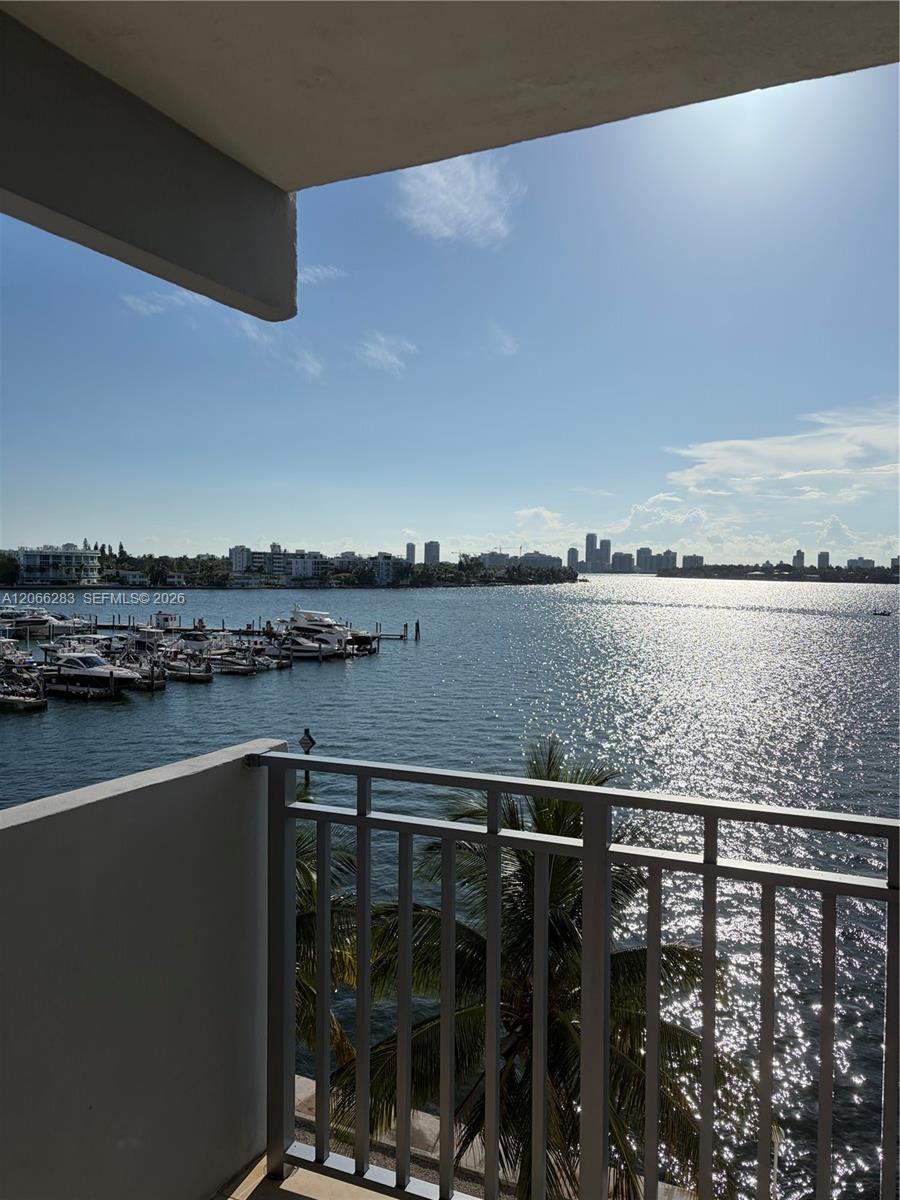 7545 E Treasure Dr # 5G, North Bay Village FL 33141
