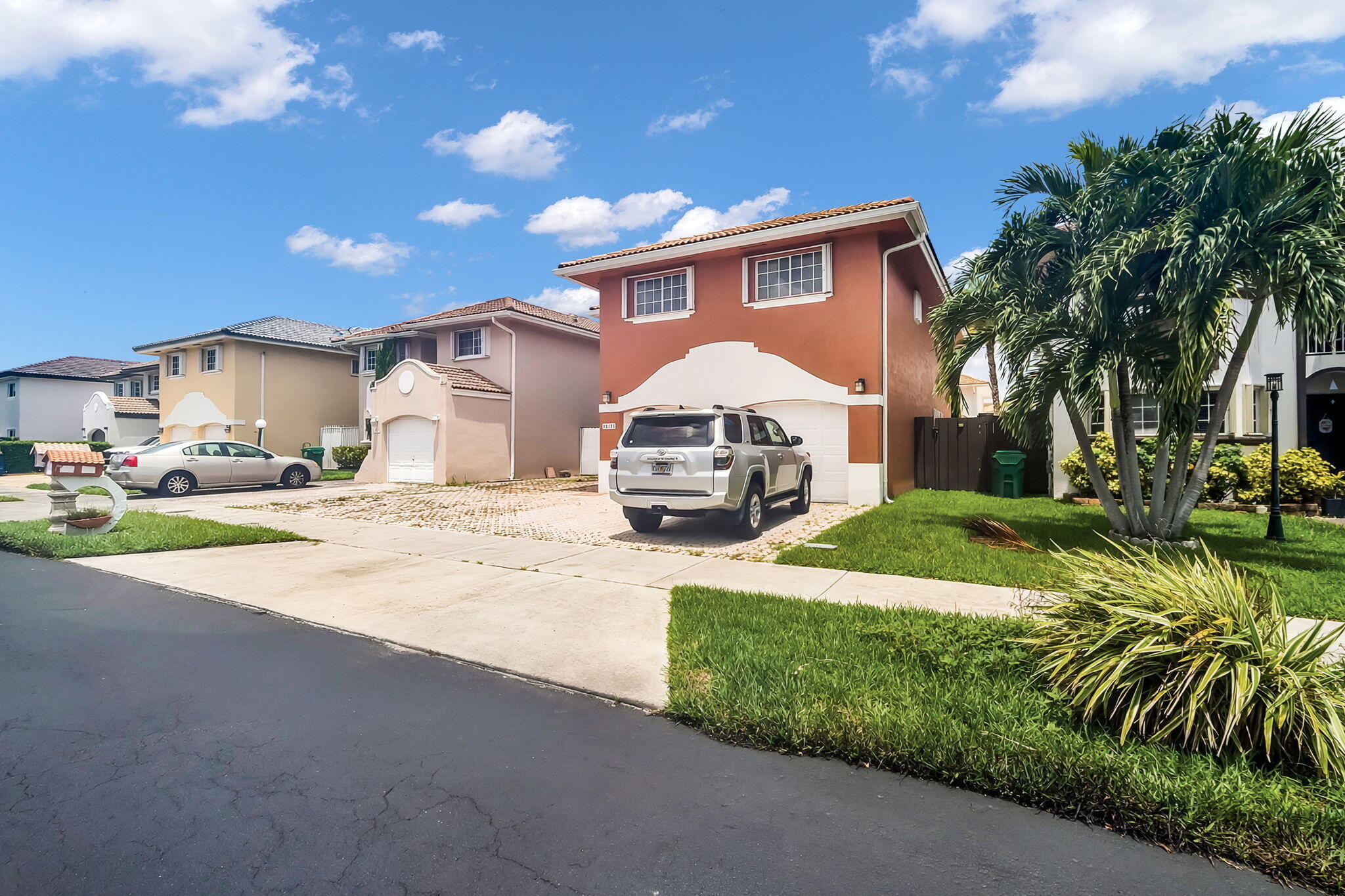 15351 SW 40TH Terrace — Photo 3