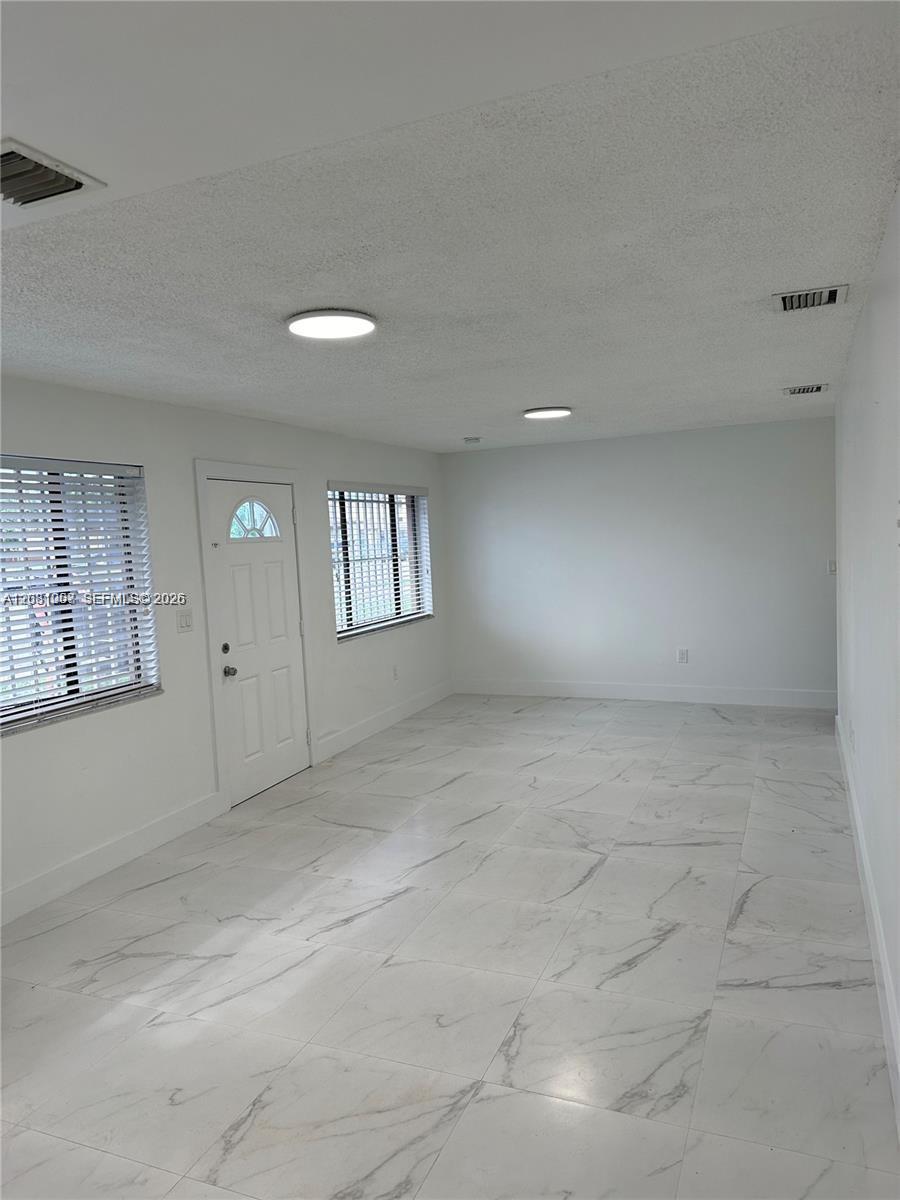 324 E 34th # 1 — Photo 3