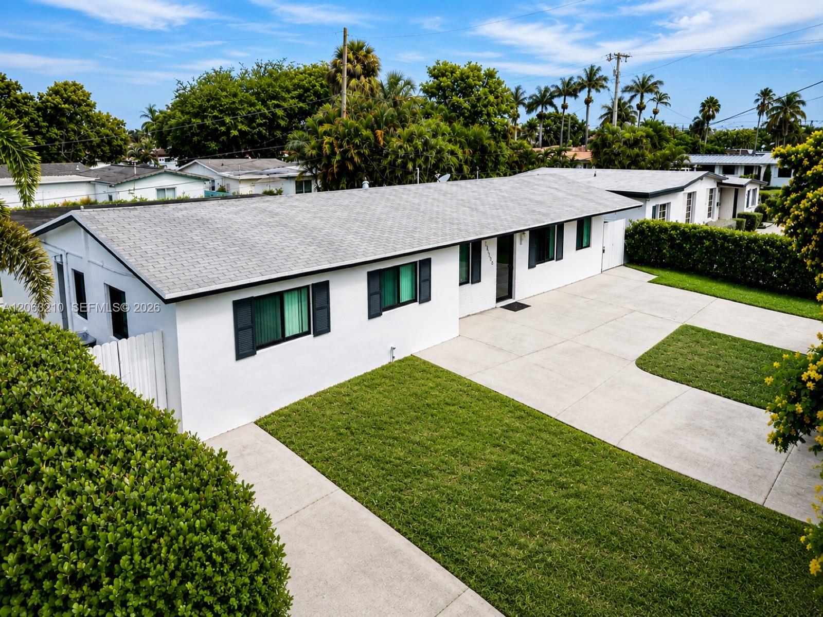 18150 NW 82nd Ave, Hialeah FL 33015