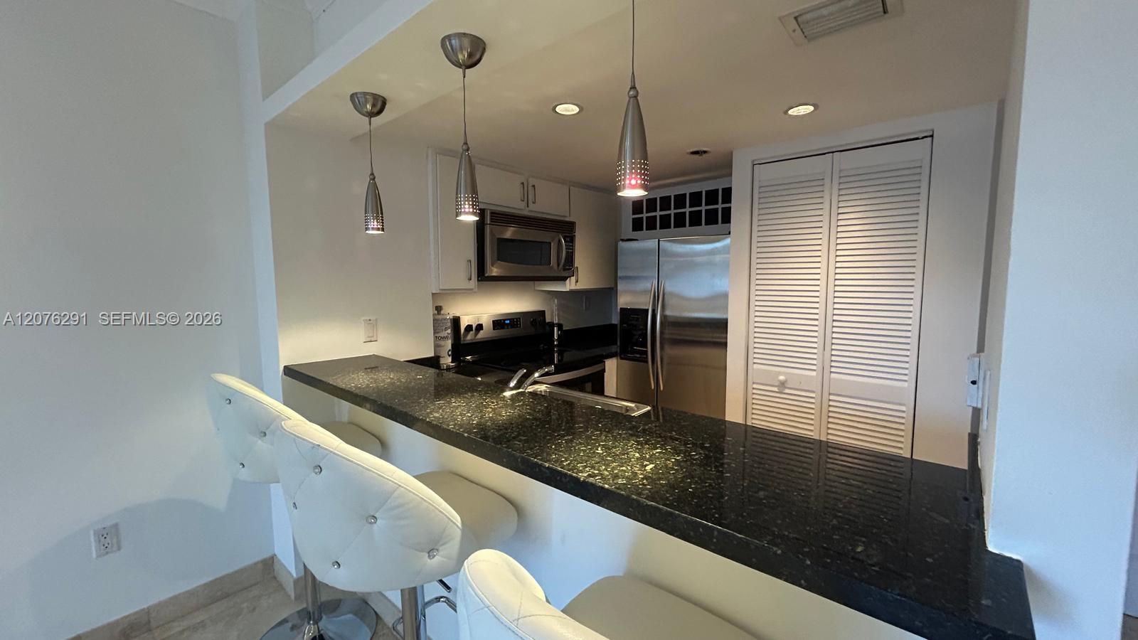 540 Brickell Key Dr # 512 — Photo 3
