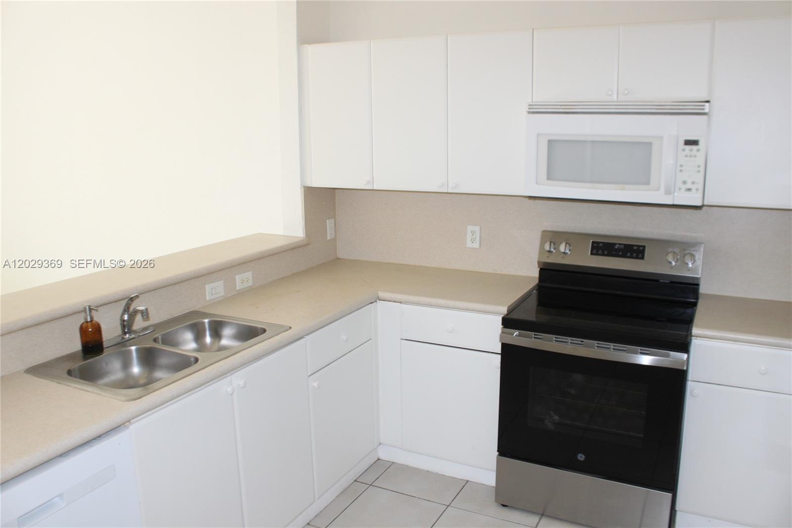 4284 SW 157th Ave # 127 — Photo 3