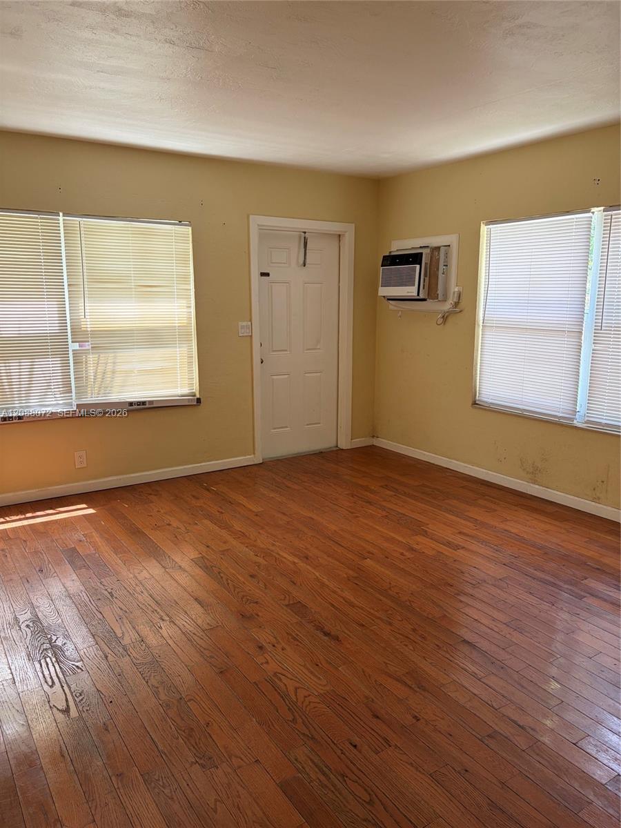 1851 Funston St # B — Photo 2