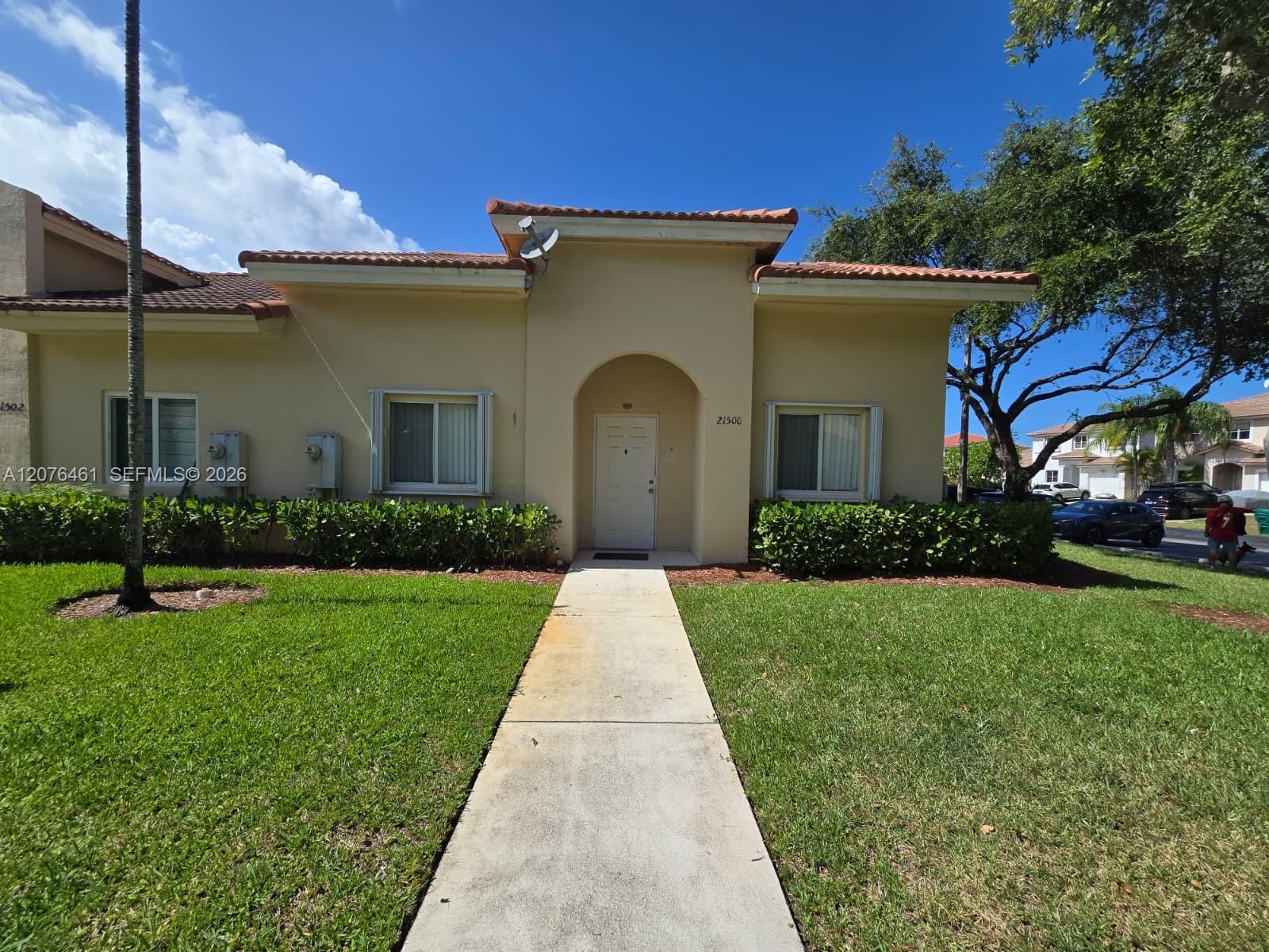 21500 SW 87th Ct # 21500 — Photo 2