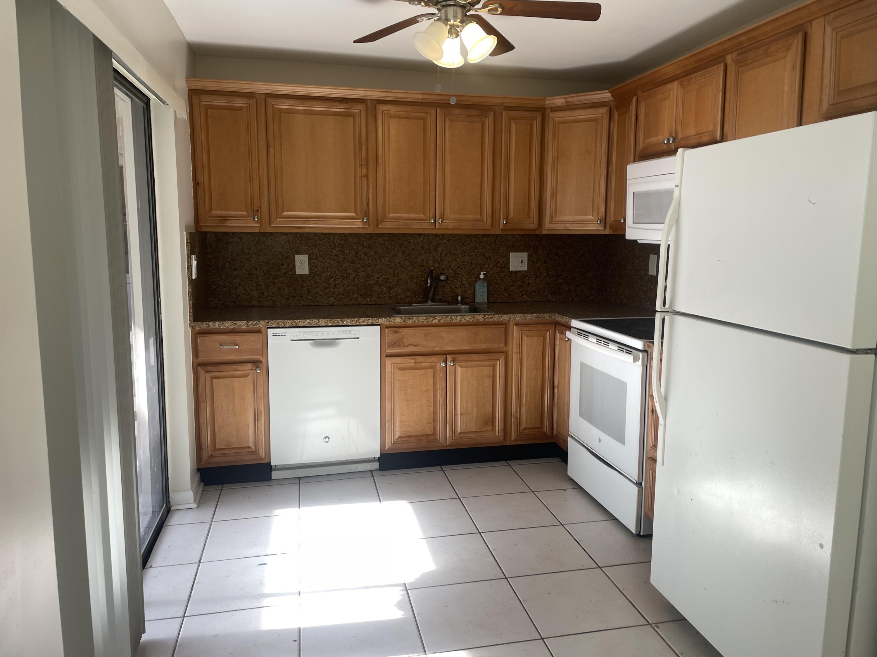 498 Piedmont K # 498, Delray Beach FL 33484