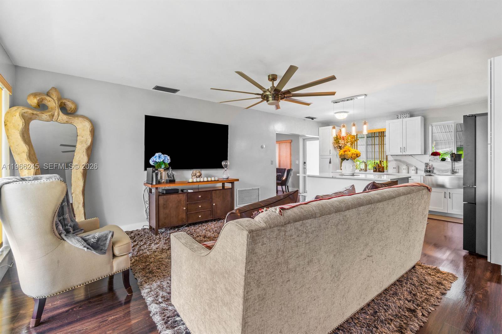 3201 Abbott Ln — Photo 5