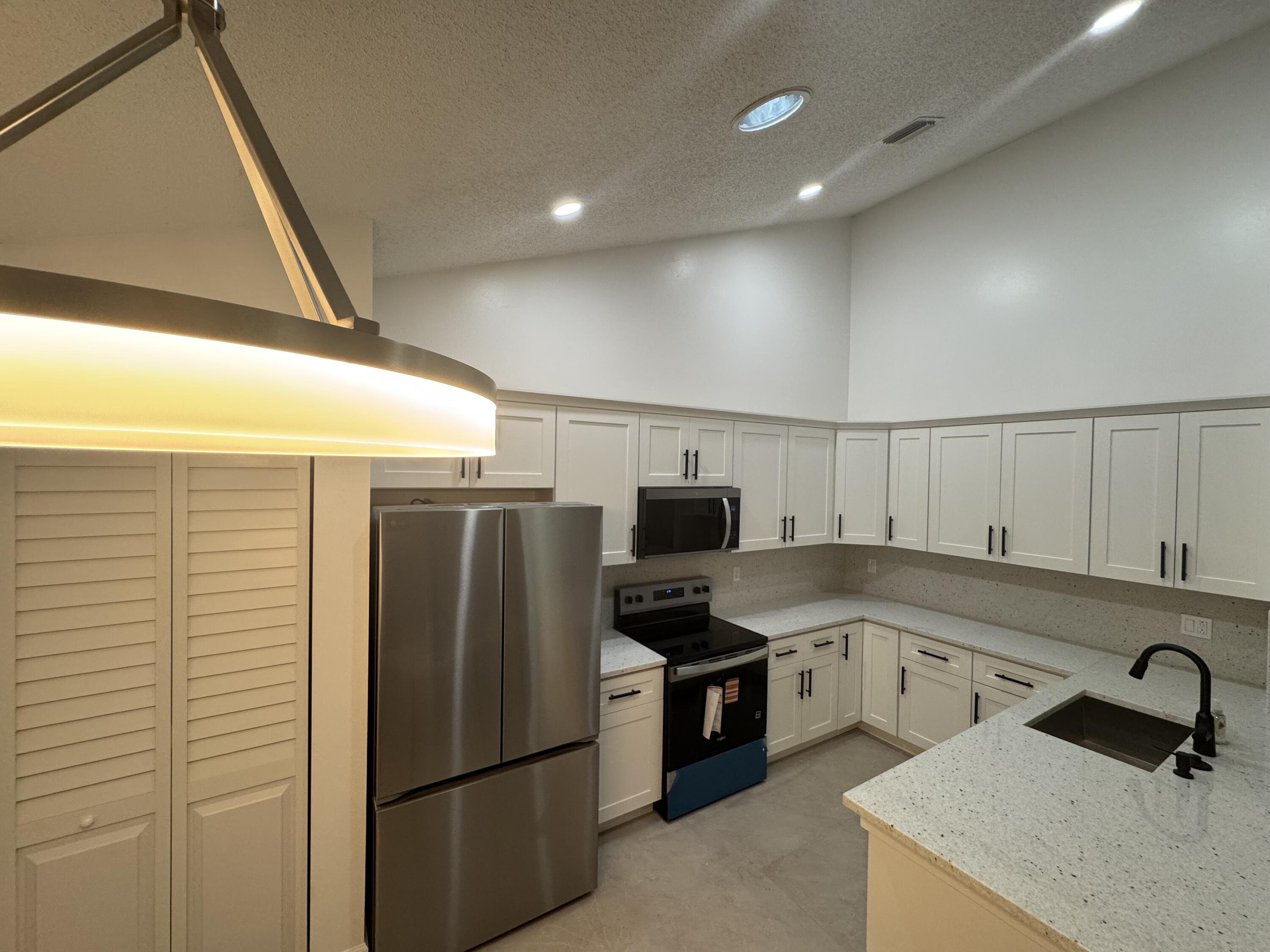 1148 Summit Trail Circle # D, West Palm Beach FL 33415