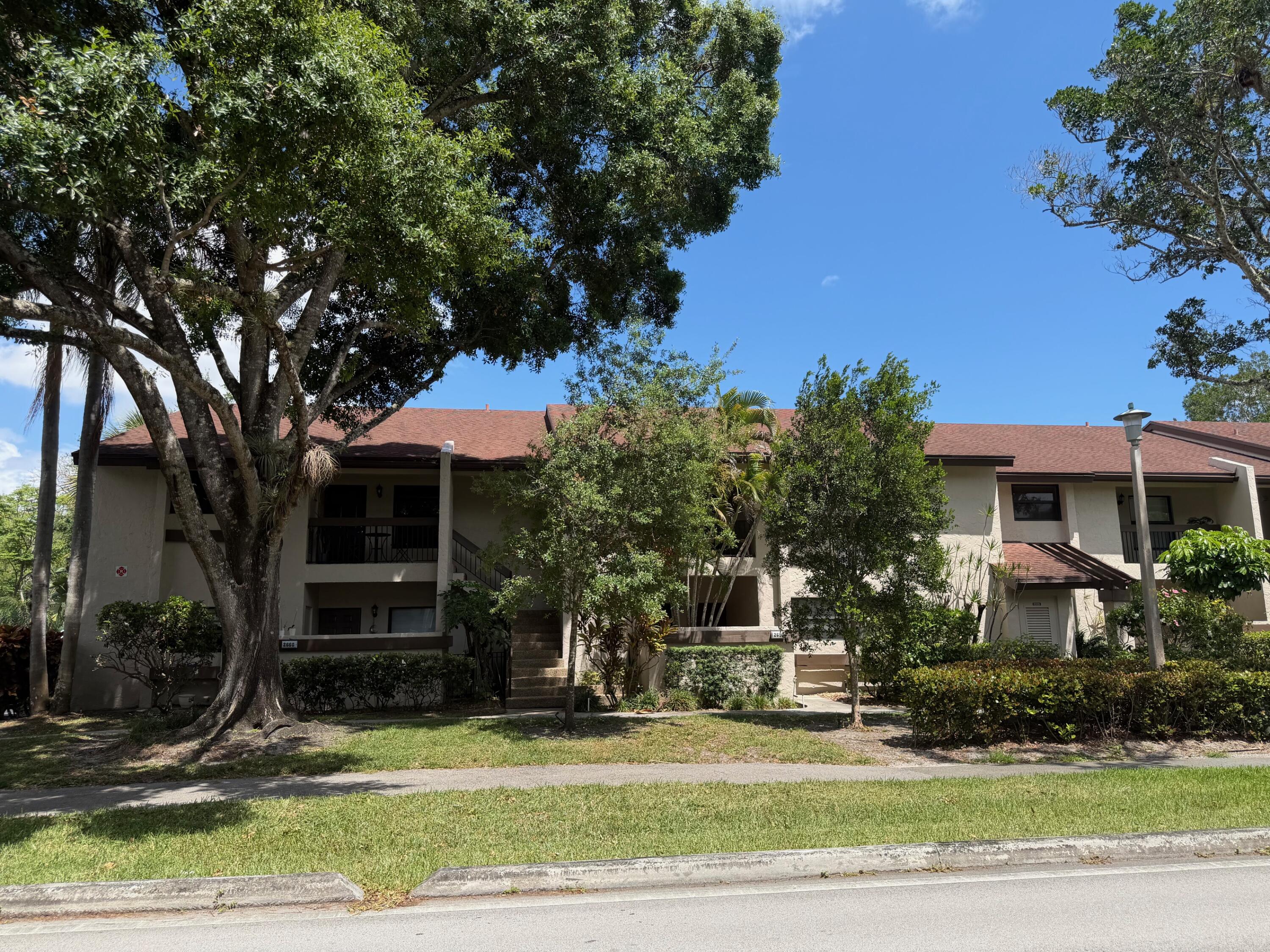 2664 NW 42nd Avenue, Coconut Creek FL 33066