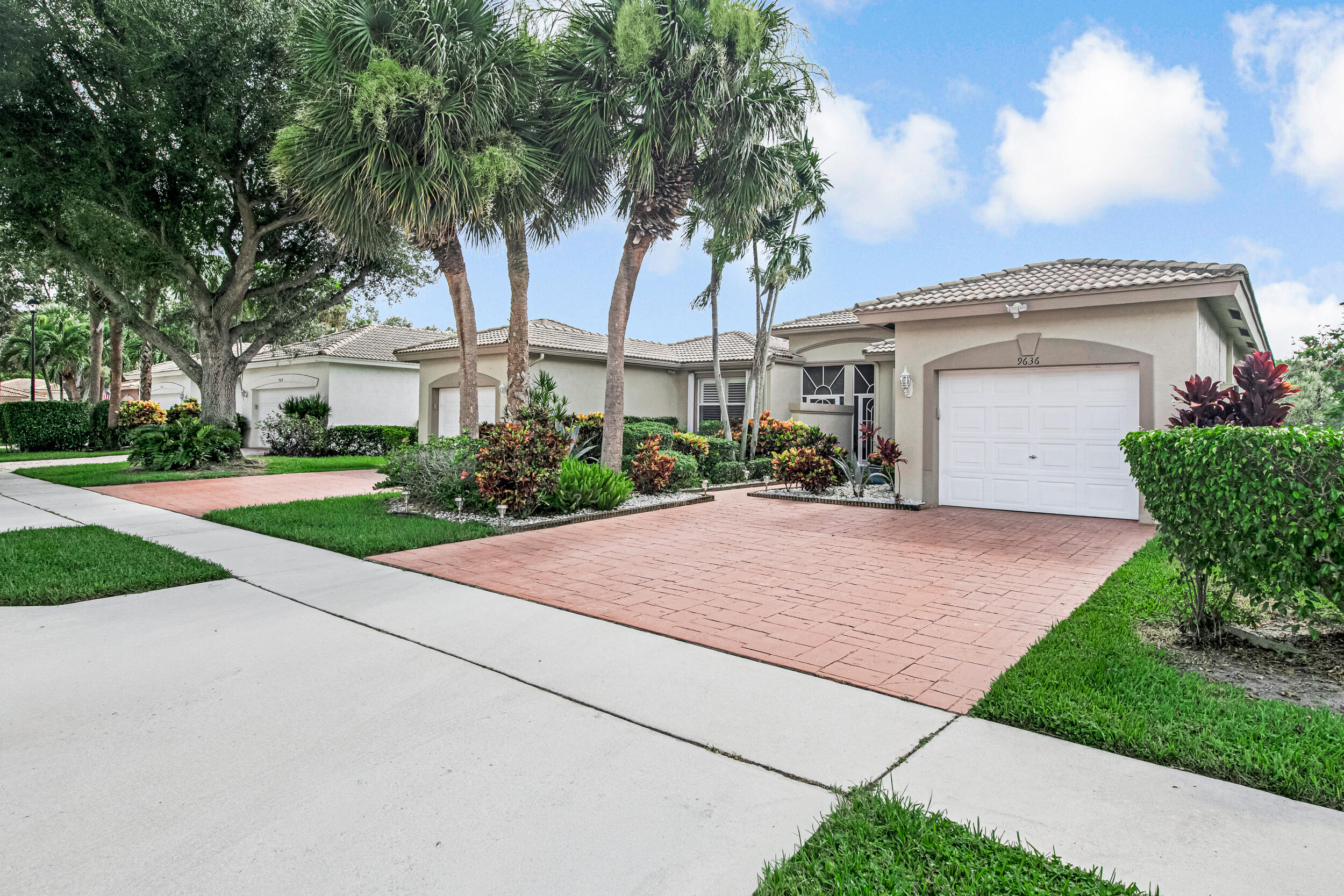 9636 Crescent View Drive N, Boynton Beach FL 33437