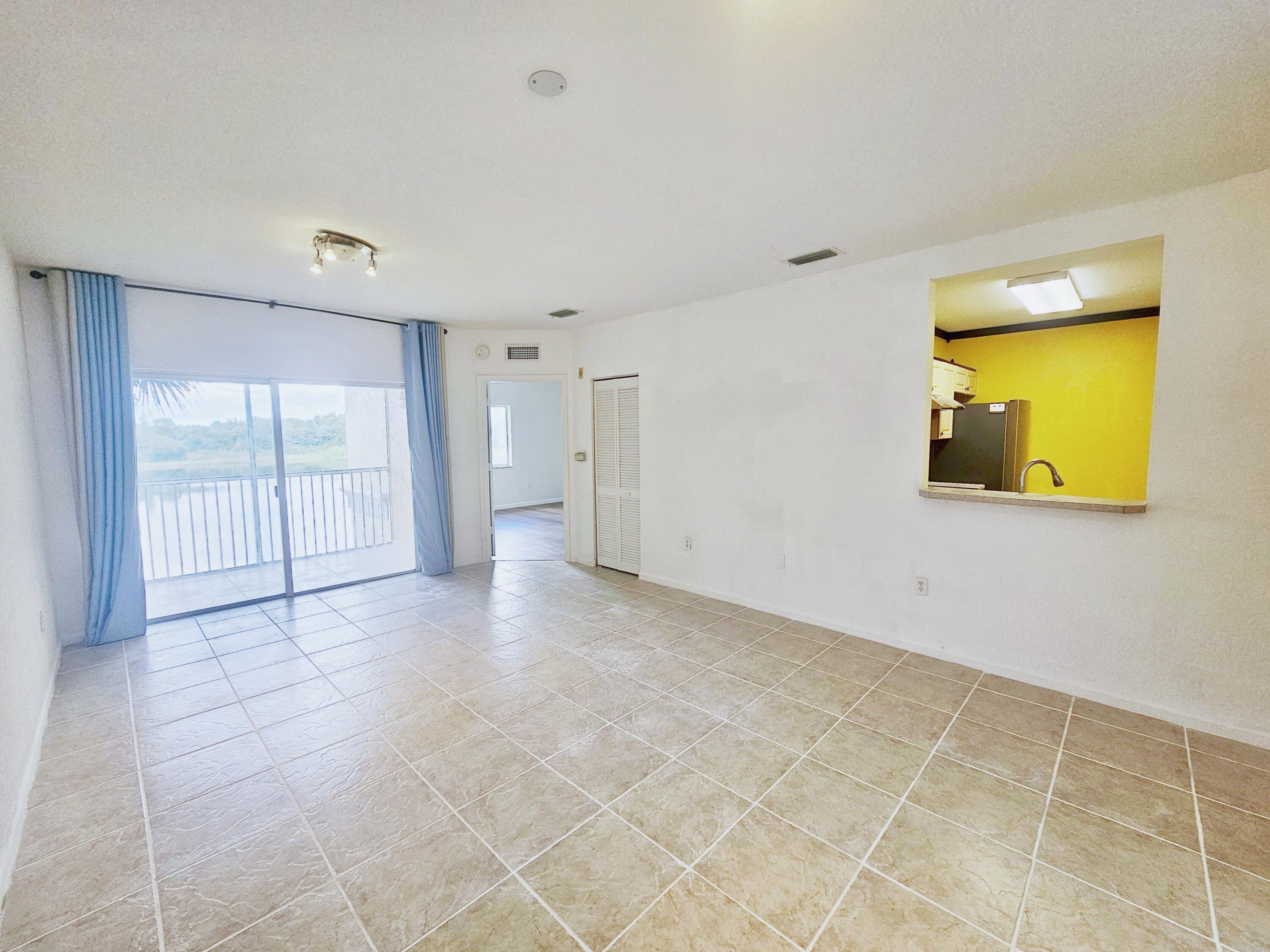 1157 Golden Lakes Boulevard # 621 — Photo 3
