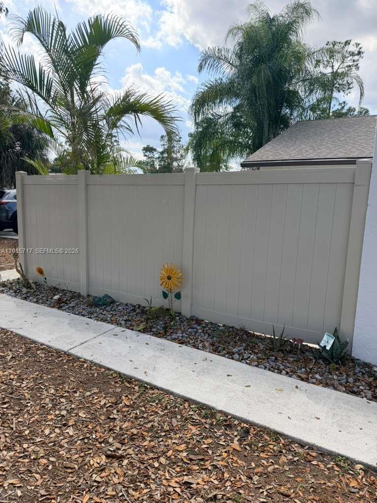 1350 PERIWINKLE PL # 0 — Photo 3
