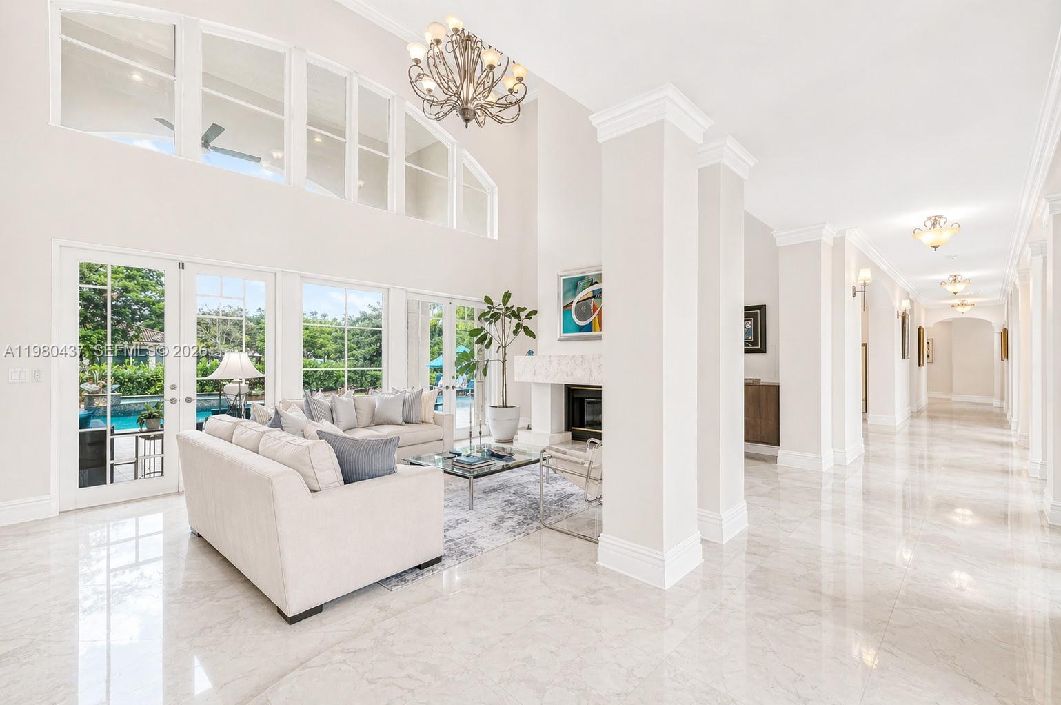 13425 SW 37th Pl — Photo 3